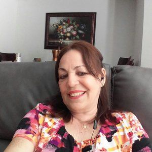 Meet your Posher, Paula